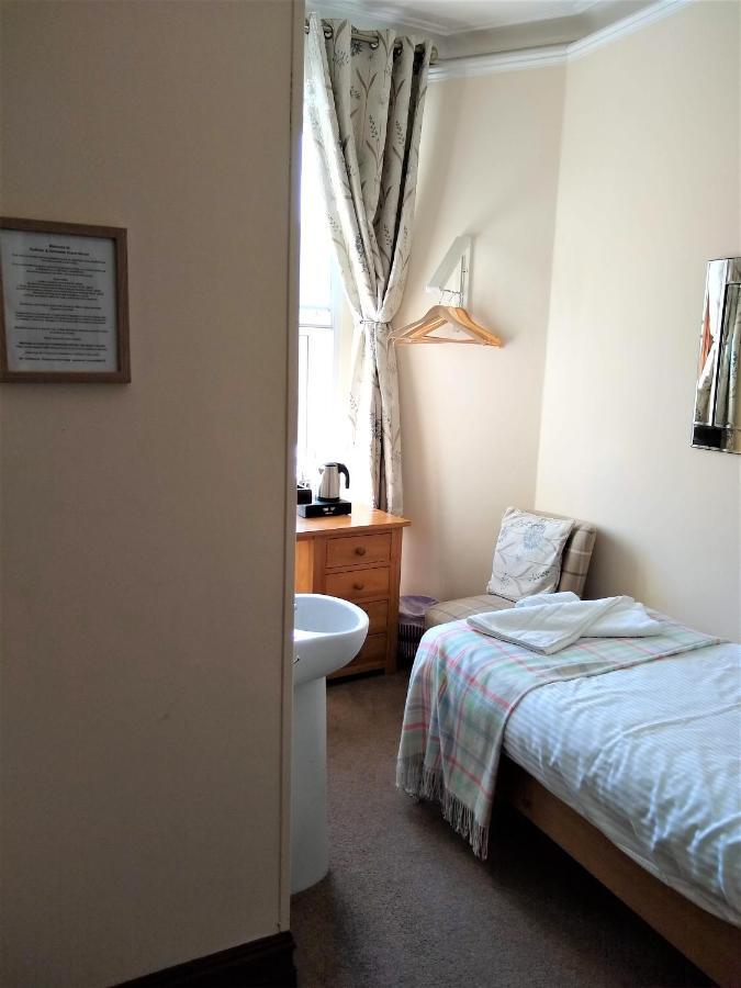 Solheim Guest House เลอร์วิก ภายนอก รูปภาพ